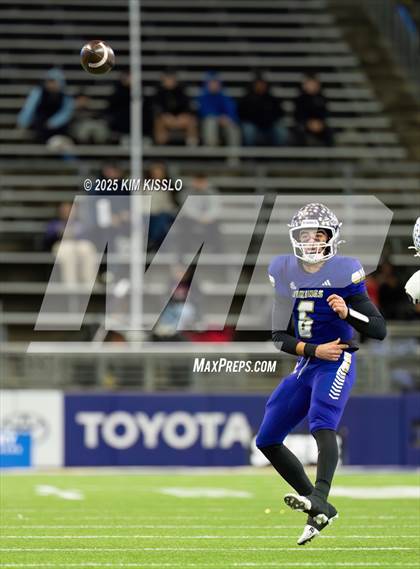 Thumbnail 1 in Sumner @ Lake Stevens (WIAA 4A Final) photogallery.