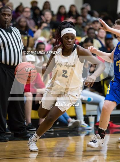 Thumbnail 3 in Lakeside vs. Hot Springs photogallery.