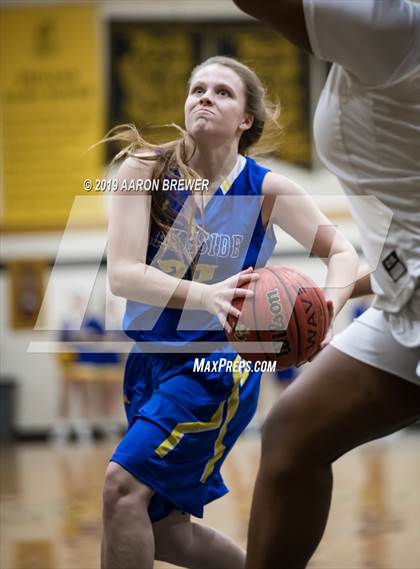 Thumbnail 3 in Lakeside vs. Hot Springs photogallery.