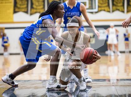 Thumbnail 3 in Lakeside vs. Hot Springs photogallery.