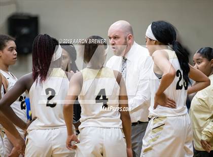 Thumbnail 1 in Lakeside vs. Hot Springs photogallery.
