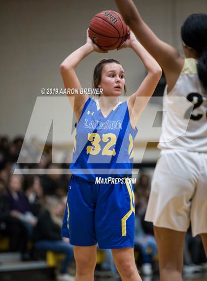 Thumbnail 3 in Lakeside vs. Hot Springs photogallery.