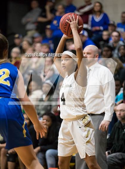 Thumbnail 3 in Lakeside vs. Hot Springs photogallery.