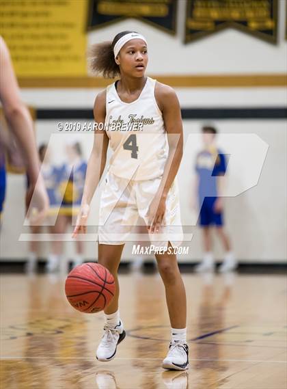 Thumbnail 3 in Lakeside vs. Hot Springs photogallery.