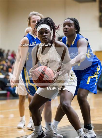 Thumbnail 3 in Lakeside vs. Hot Springs photogallery.