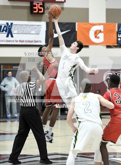 Thumbnail 2 in Edison vs. Palos Verdes (Rancho Mirage Holiday Invitational) photogallery.