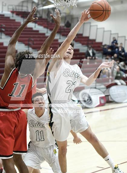 Thumbnail 1 in Edison vs. Palos Verdes (Rancho Mirage Holiday Invitational) photogallery.