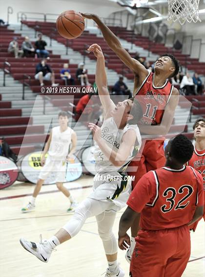 Thumbnail 3 in Edison vs. Palos Verdes (Rancho Mirage Holiday Invitational) photogallery.