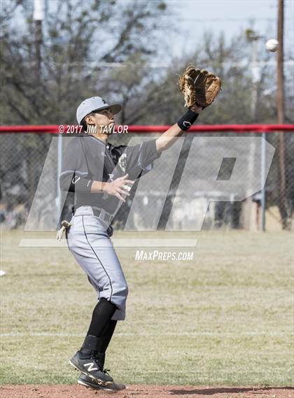 Thumbnail 1 in Lipan vs Comanche (Gorman Tournament) photogallery.