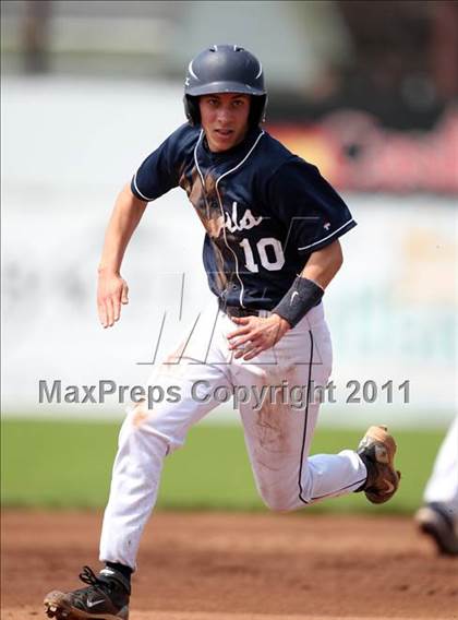 Thumbnail 2 in Wayne @ Batavia (Section V Class A Quarterfinal) photogallery.