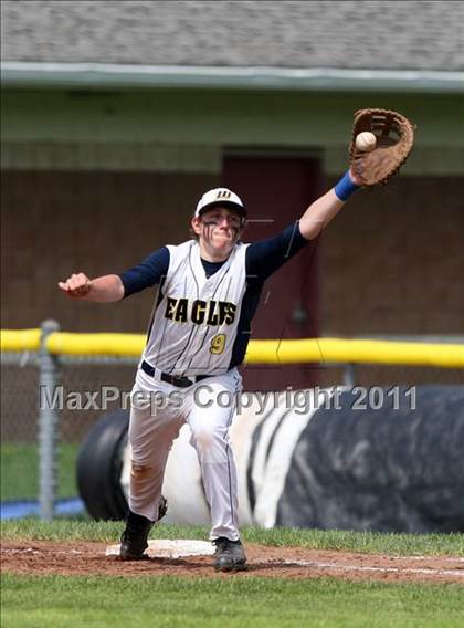 Thumbnail 1 in Wayne @ Batavia (Section V Class A Quarterfinal) photogallery.