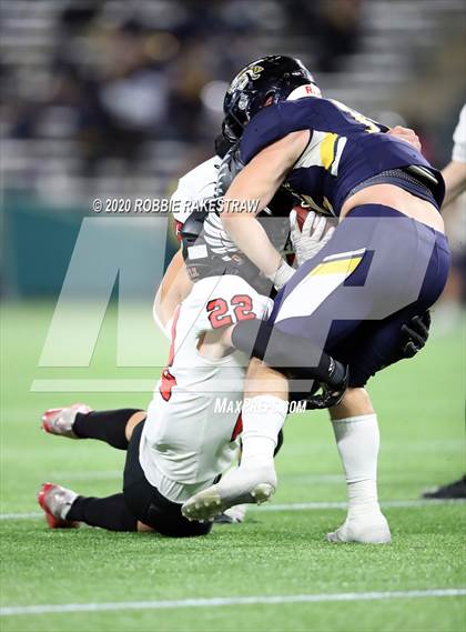 Thumbnail 1 in Argyle vs. Stephenville (UIL 4A D1 Area) photogallery.