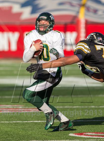 Thumbnail 3 in Sachem North vs. William Floyd (Section 11 Class I Final) photogallery.