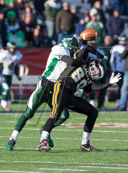 Thumbnail 1 in Sachem North vs. William Floyd (Section 11 Class I Final) photogallery.