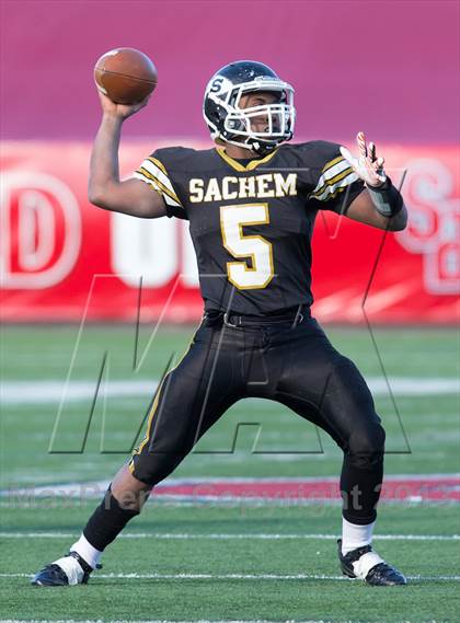 Thumbnail 3 in Sachem North vs. William Floyd (Section 11 Class I Final) photogallery.