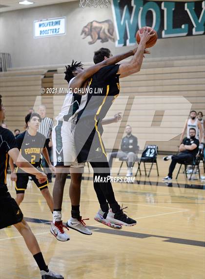 Thumbnail 1 in Foothill @ Aliso Niguel photogallery.
