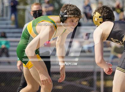 Thumbnail 1 in Red Bank Catholic vs Point Pleasant Boro photogallery.
