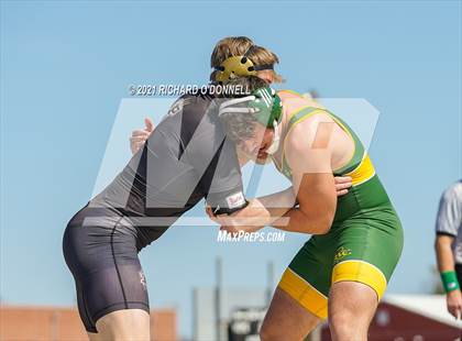 Thumbnail 3 in Red Bank Catholic vs Point Pleasant Boro photogallery.