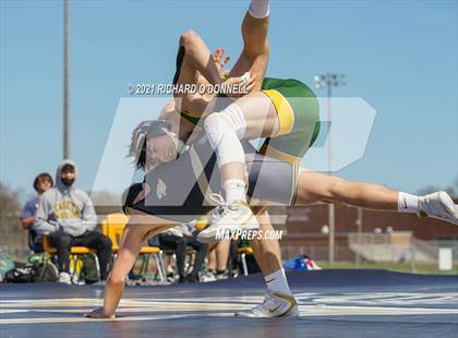 Thumbnail 3 in Red Bank Catholic vs Point Pleasant Boro photogallery.