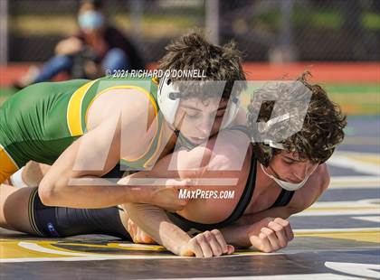 Thumbnail 3 in Red Bank Catholic vs Point Pleasant Boro photogallery.