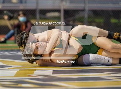 Thumbnail 3 in Red Bank Catholic vs Point Pleasant Boro photogallery.