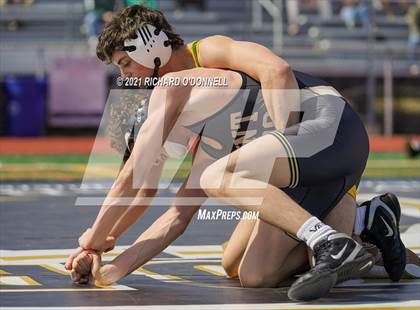 Thumbnail 1 in Red Bank Catholic vs Point Pleasant Boro photogallery.