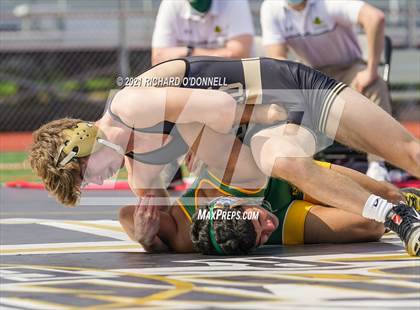 Thumbnail 1 in Red Bank Catholic vs Point Pleasant Boro photogallery.