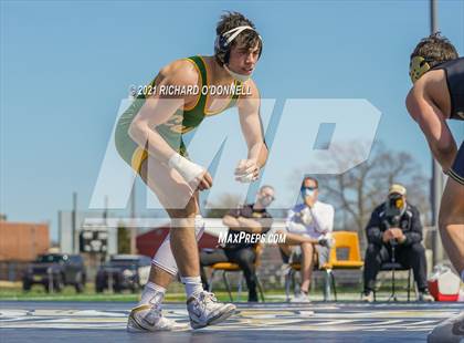 Thumbnail 3 in Red Bank Catholic vs Point Pleasant Boro photogallery.