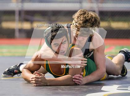 Thumbnail 3 in Red Bank Catholic vs Point Pleasant Boro photogallery.