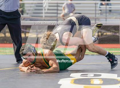 Thumbnail 1 in Red Bank Catholic vs Point Pleasant Boro photogallery.