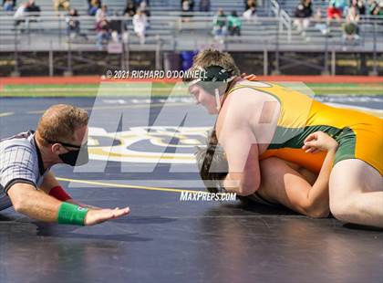 Thumbnail 1 in Red Bank Catholic vs Point Pleasant Boro photogallery.