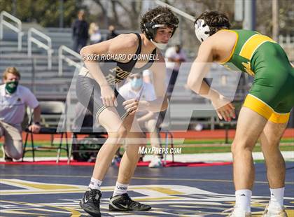 Thumbnail 3 in Red Bank Catholic vs Point Pleasant Boro photogallery.
