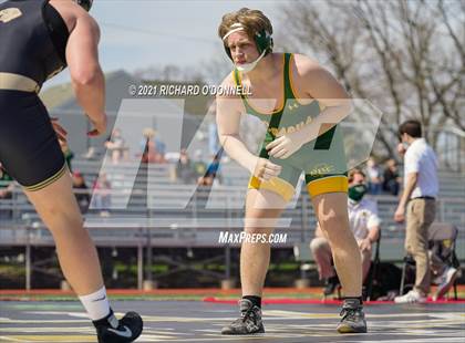 Thumbnail 2 in Red Bank Catholic vs Point Pleasant Boro photogallery.