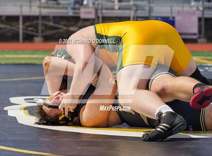 Thumbnail 2 in Red Bank Catholic vs Point Pleasant Boro photogallery.