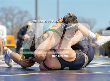 Thumbnail 3 in Red Bank Catholic vs Point Pleasant Boro photogallery.