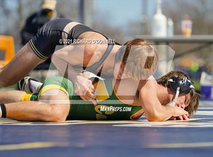 Thumbnail 3 in Red Bank Catholic vs Point Pleasant Boro photogallery.