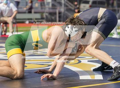 Thumbnail 1 in Red Bank Catholic vs Point Pleasant Boro photogallery.