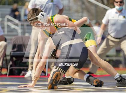 Thumbnail 2 in Red Bank Catholic vs Point Pleasant Boro photogallery.