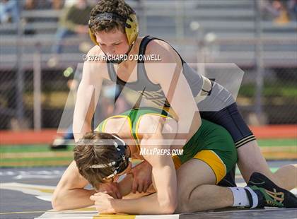 Thumbnail 1 in Red Bank Catholic vs Point Pleasant Boro photogallery.