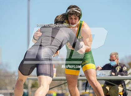 Thumbnail 2 in Red Bank Catholic vs Point Pleasant Boro photogallery.