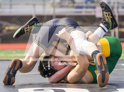 Thumbnail 1 in Red Bank Catholic vs Point Pleasant Boro photogallery.