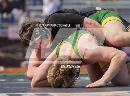 Thumbnail 3 in Red Bank Catholic vs Point Pleasant Boro photogallery.