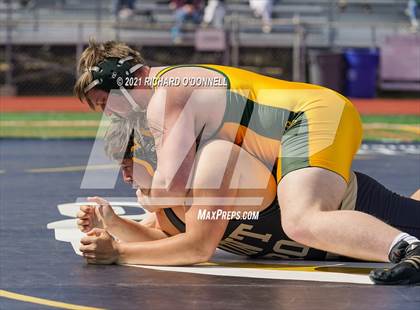 Thumbnail 3 in Red Bank Catholic vs Point Pleasant Boro photogallery.