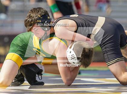 Thumbnail 2 in Red Bank Catholic vs Point Pleasant Boro photogallery.