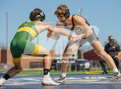 Thumbnail 2 in Red Bank Catholic vs Point Pleasant Boro photogallery.