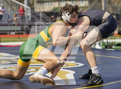 Thumbnail 2 in Red Bank Catholic vs Point Pleasant Boro photogallery.