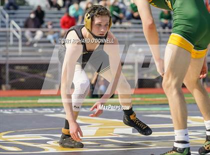 Thumbnail 2 in Red Bank Catholic vs Point Pleasant Boro photogallery.