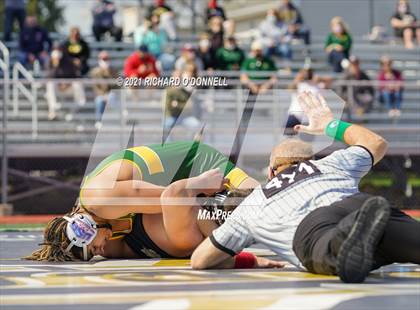 Thumbnail 3 in Red Bank Catholic vs Point Pleasant Boro photogallery.