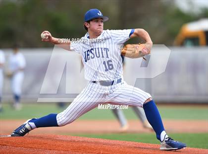 Thumbnail 1 in Archbishop Hannan @ Jesuit photogallery.