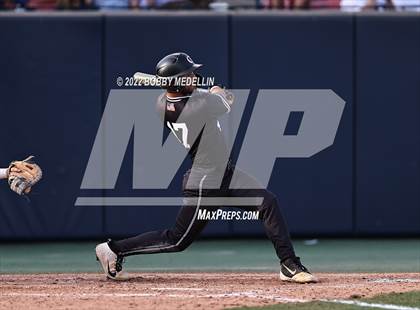 Thumbnail 3 in Central vs. Clovis East (CIF Central Section DII Championships) photogallery.